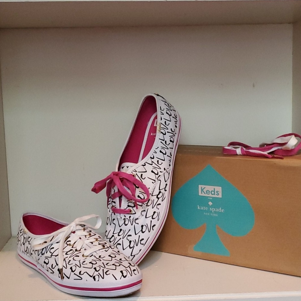 Kate Spade Keds Love Script